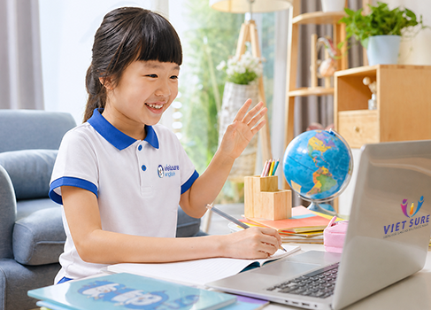 Trẻ học tiếng Anh online
